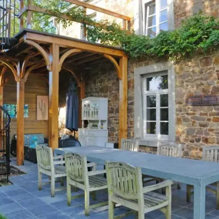 Stone-built In With Garden Werpin